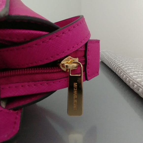 NWT MICHAEL KORS Studded Leather Satchel - Picture 6 of 8